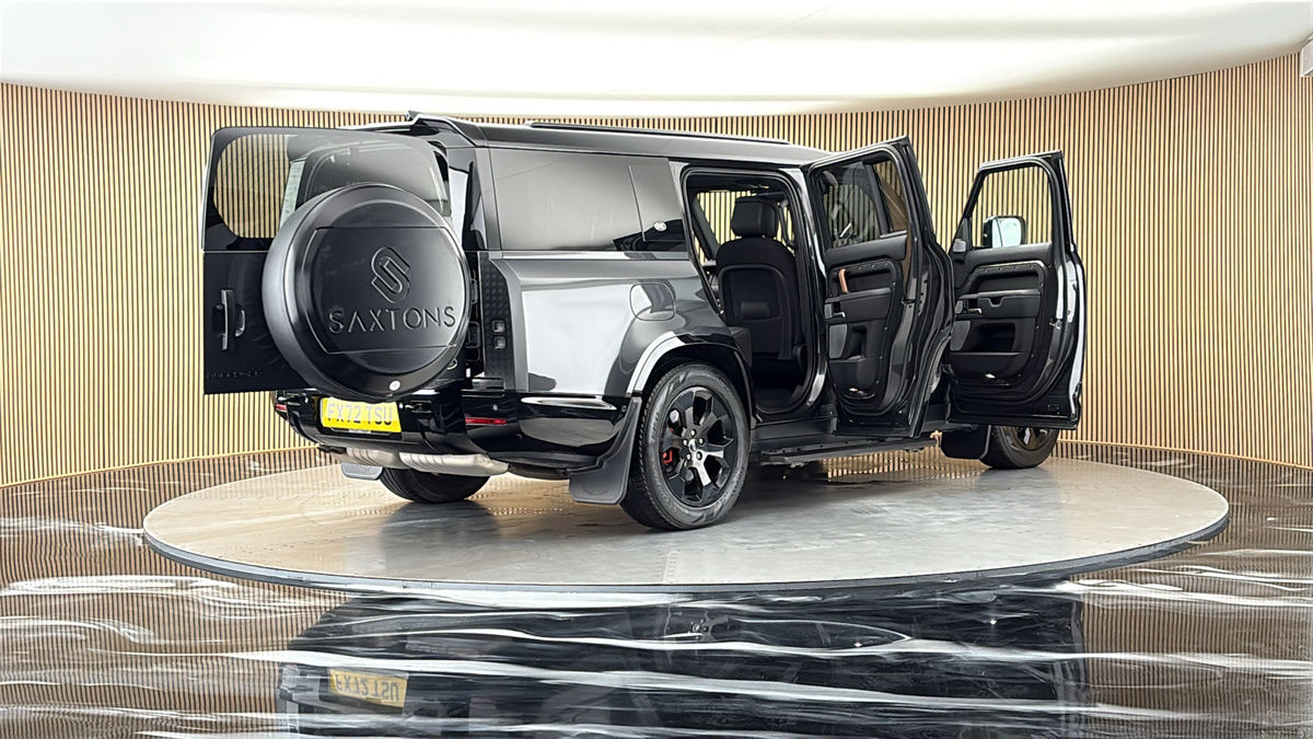 More views of Land Rover Defender 130