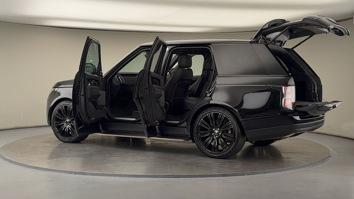 More views of Land Rover Range Rover