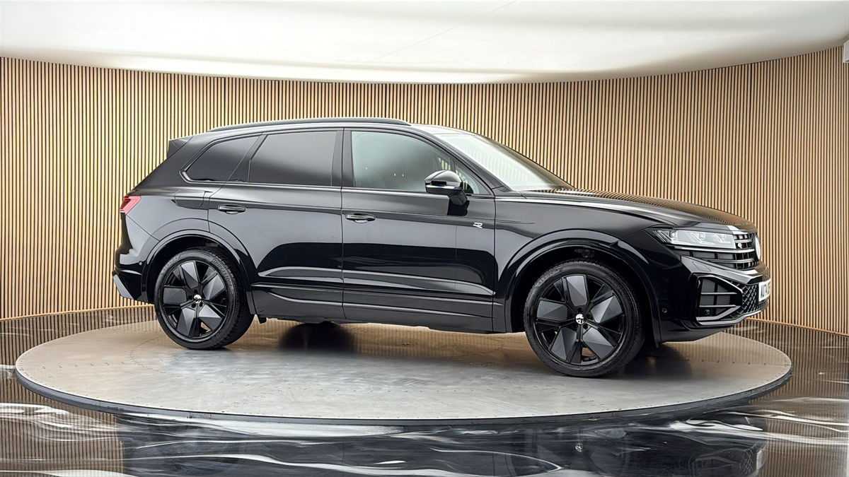 More views of Volkswagen Touareg