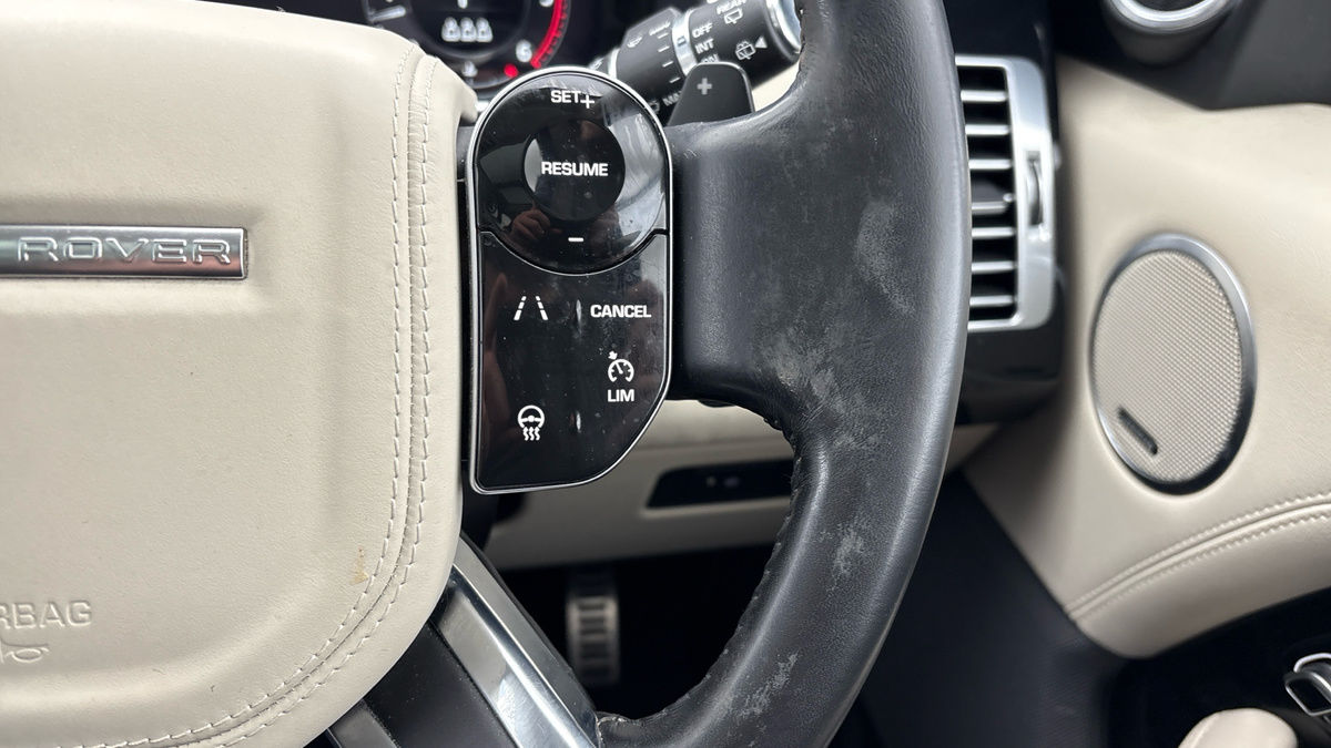 Land Rover Range Rover Image 14