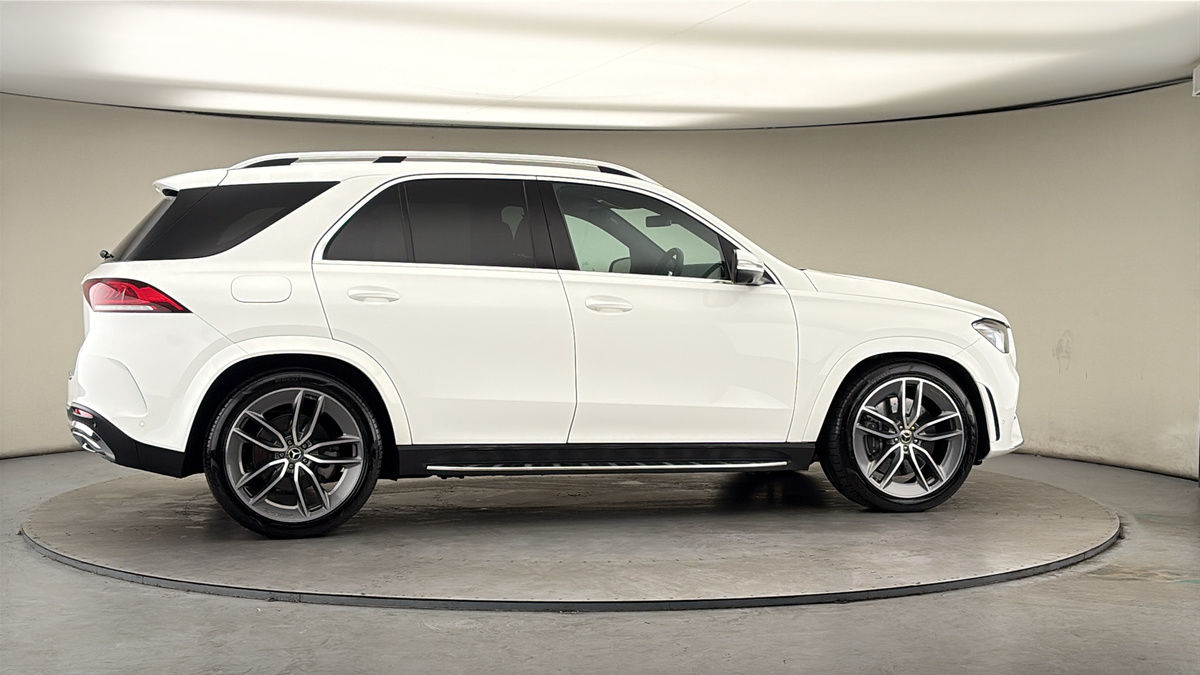 More views of Mercedes-Benz GLE