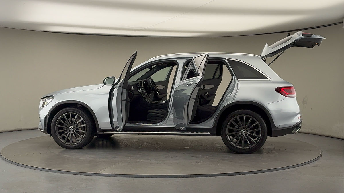 More views of Mercedes-Benz GLC