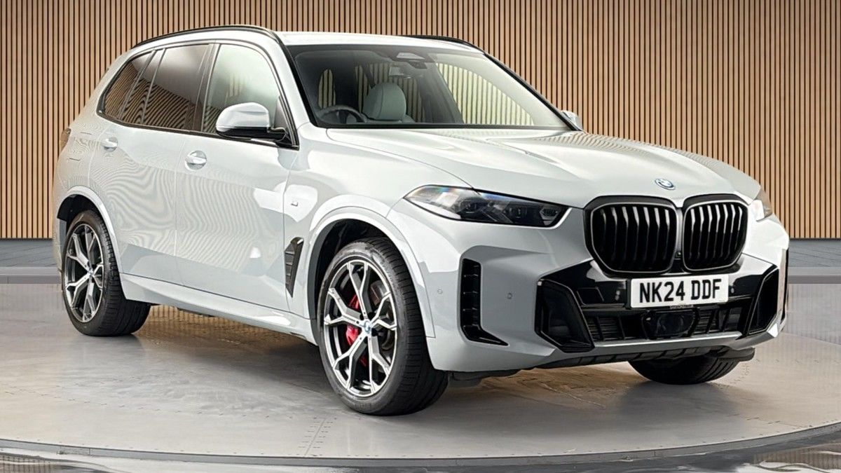 BMW X5 Sticky Header Image