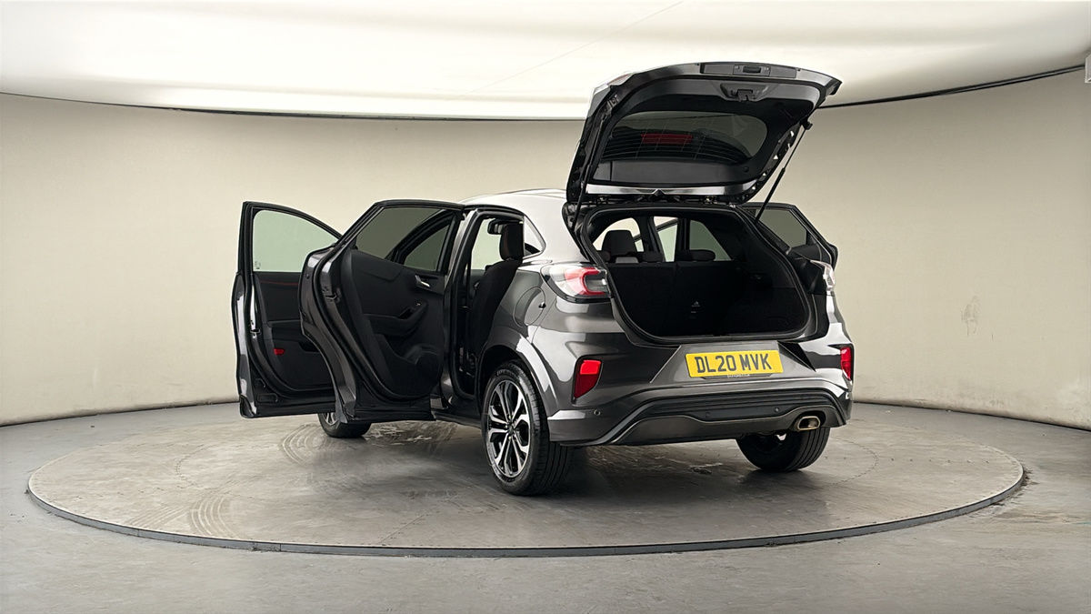 More views of Ford Puma