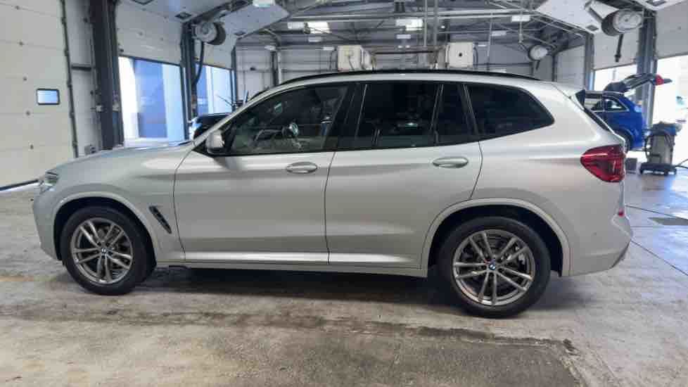 More views of BMW X3
