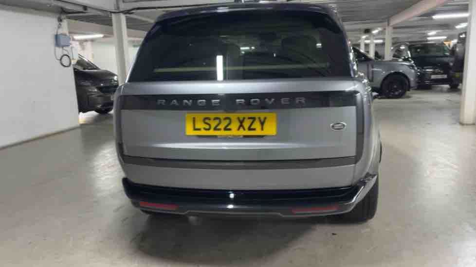 More views of Land Rover Range Rover