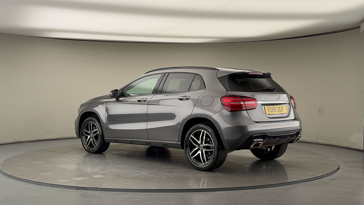 More views of Mercedes-Benz GLA