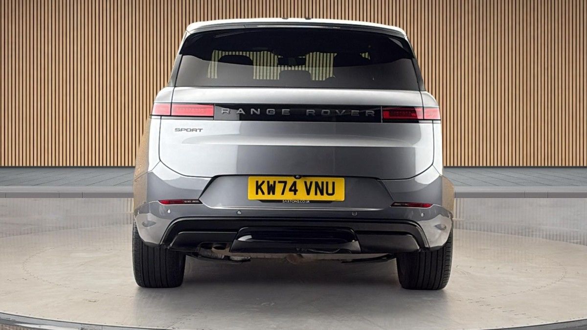 Land Rover Range Rover Sport Image 4