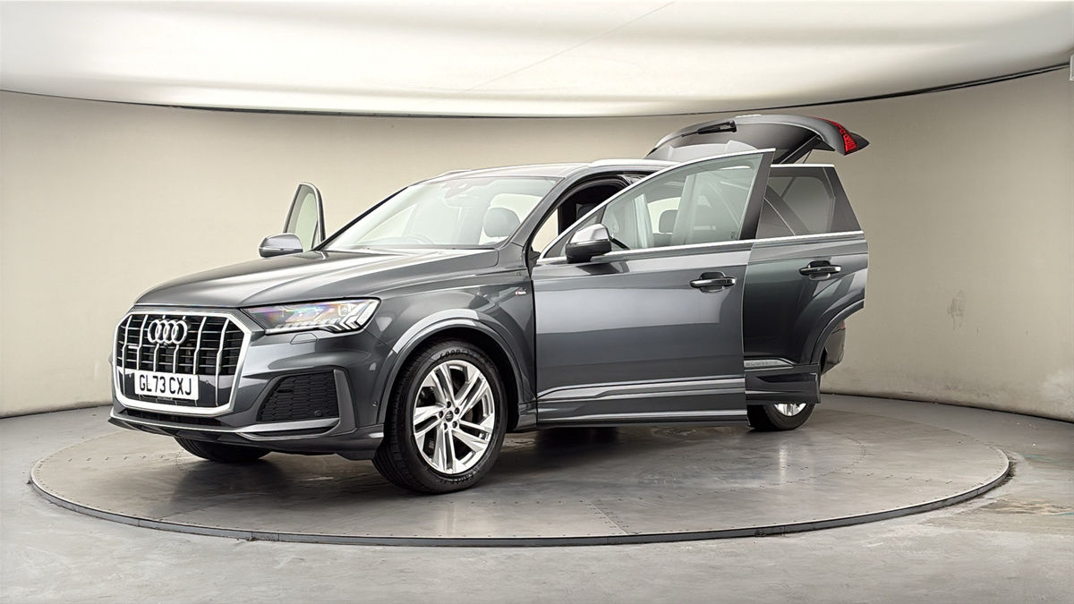 Audi Q7 Image 22