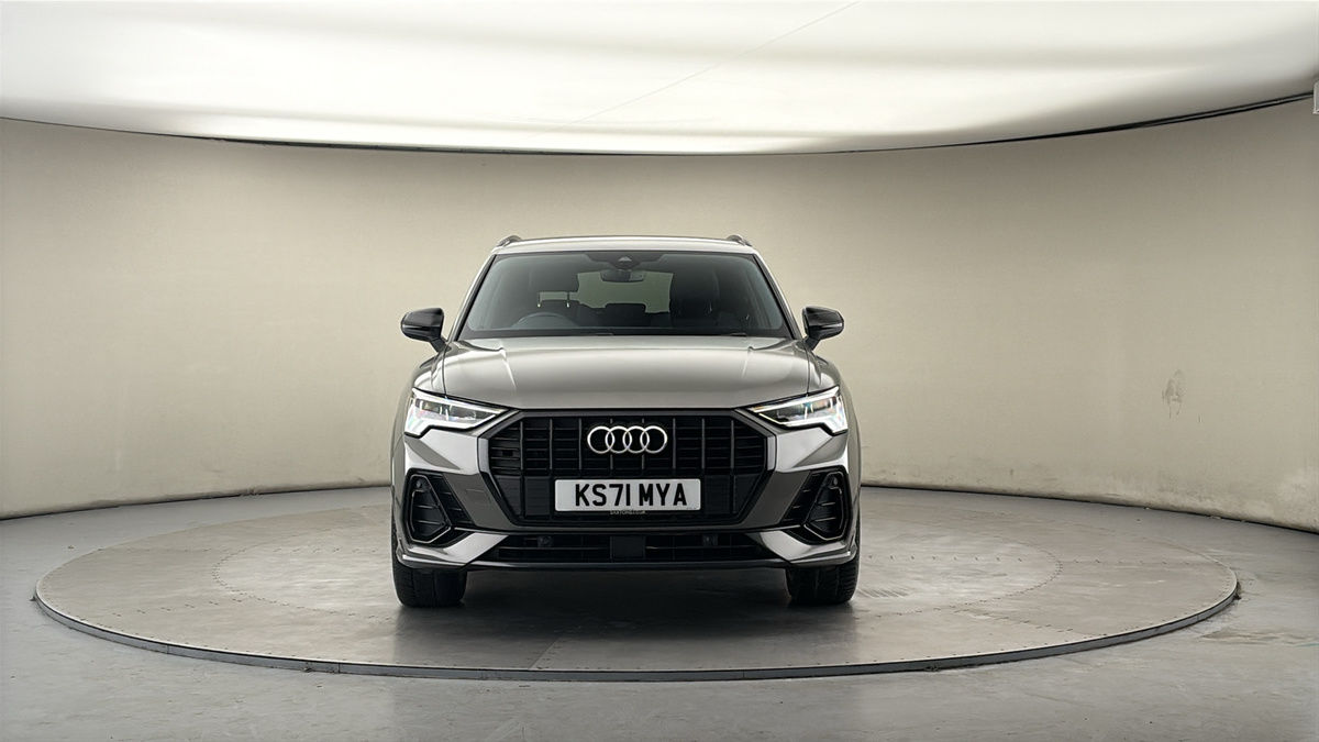 More views of Audi Q3