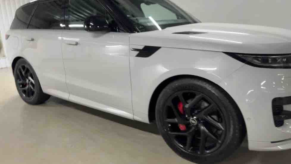 More views of Land Rover Range Rover Sport