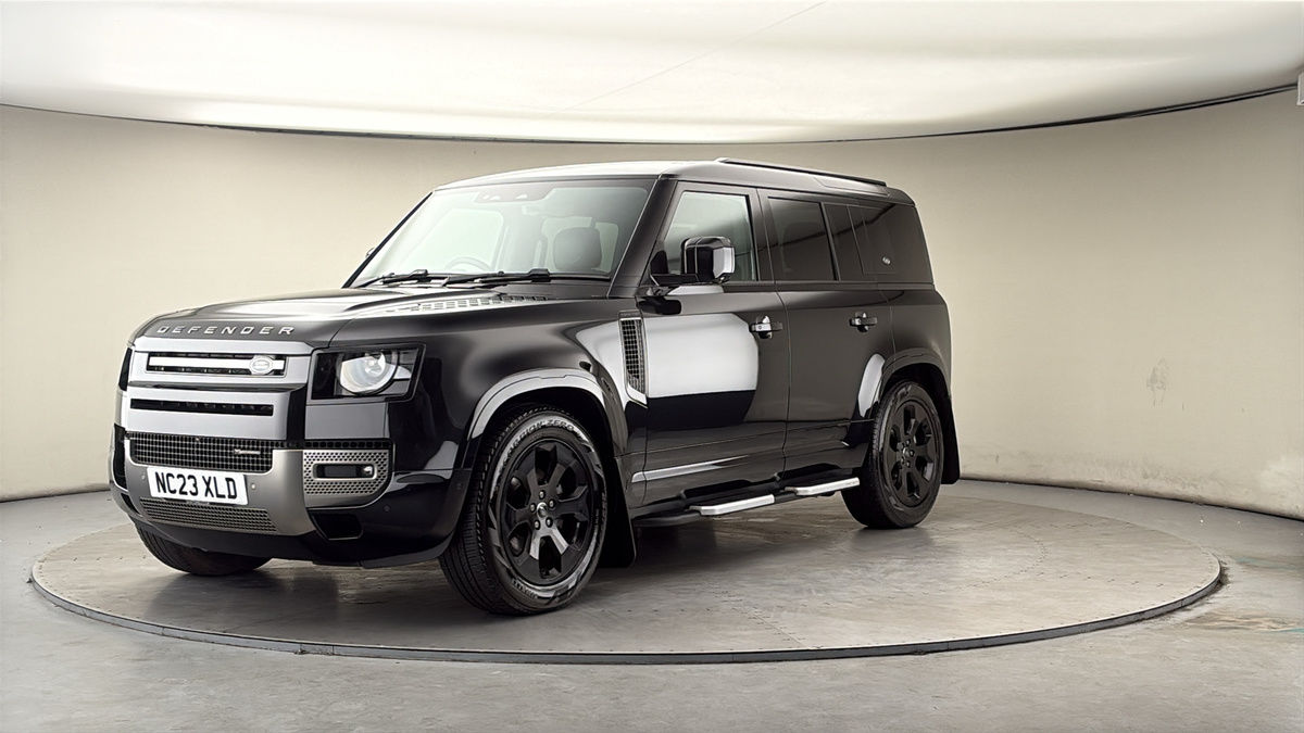 More views of Land Rover Defender 110