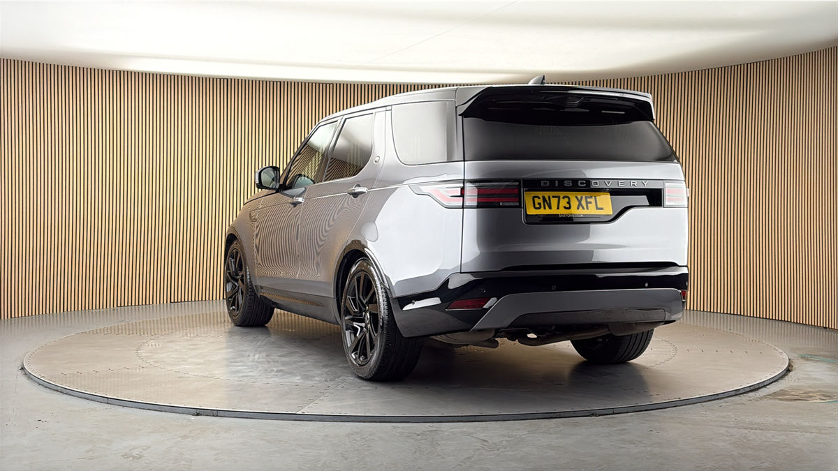 More views of Land Rover Discovery