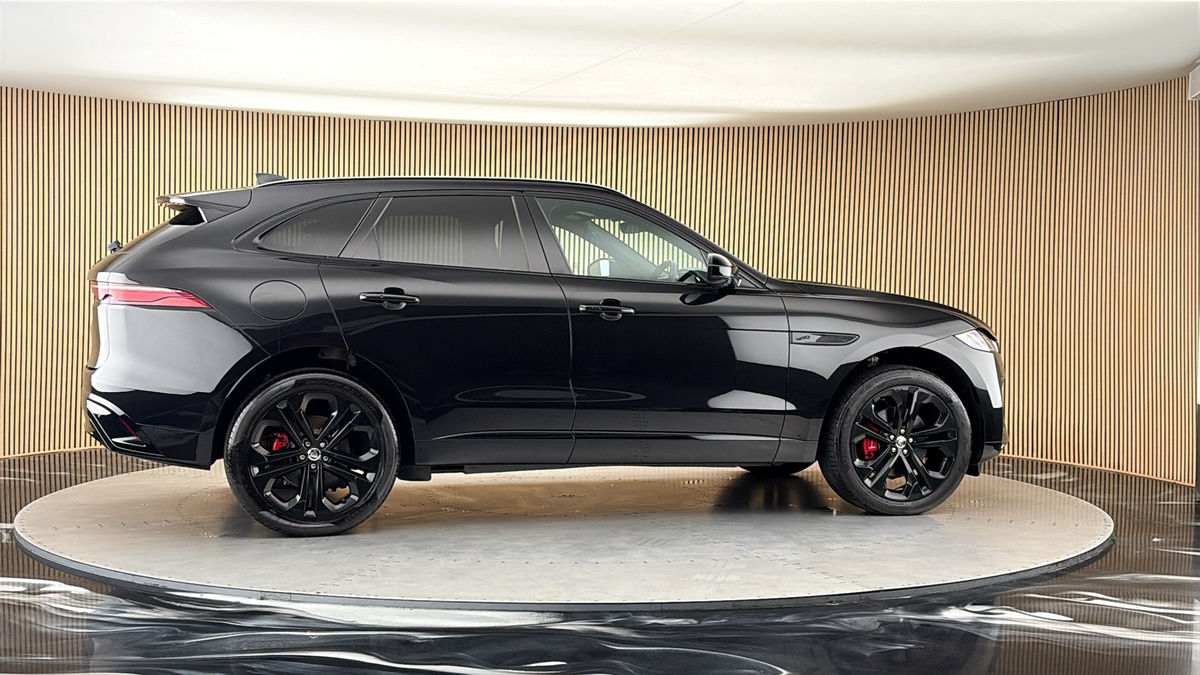 More views of Jaguar F-PACE