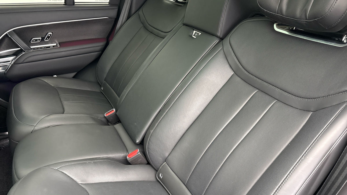 Land Rover Range Rover Image 8