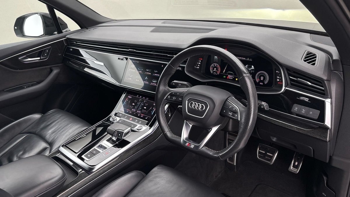 Audi Q7 Image 5