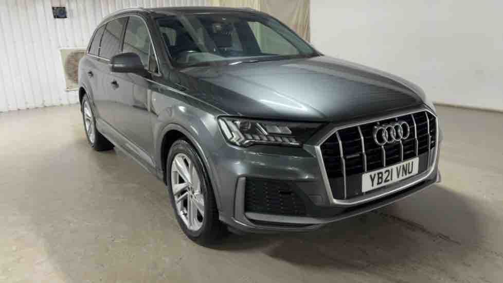More views of Audi Q7