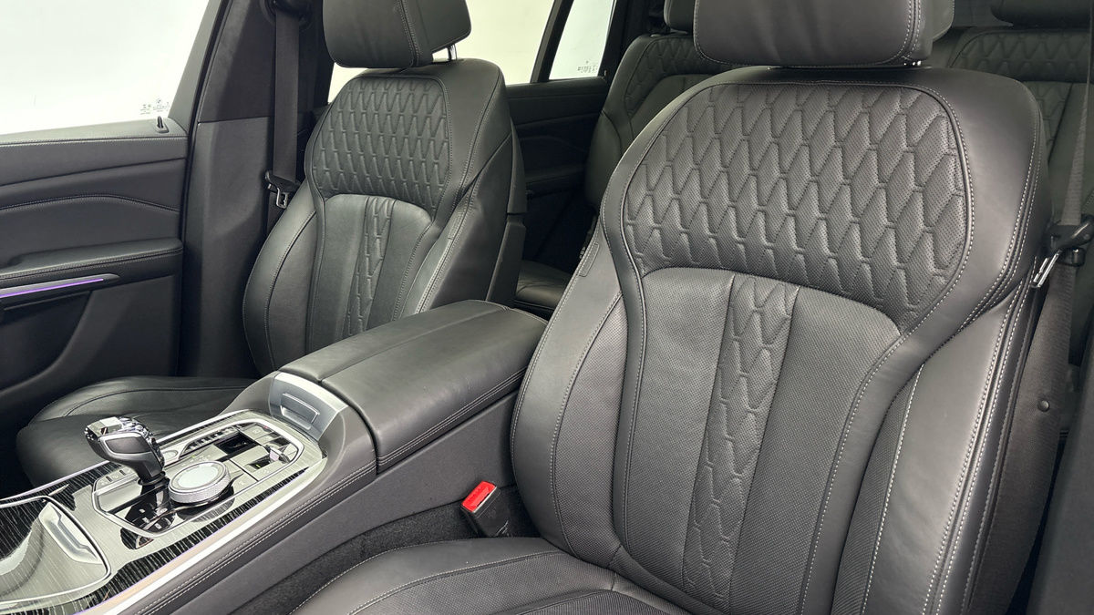 BMW X7 Image 7