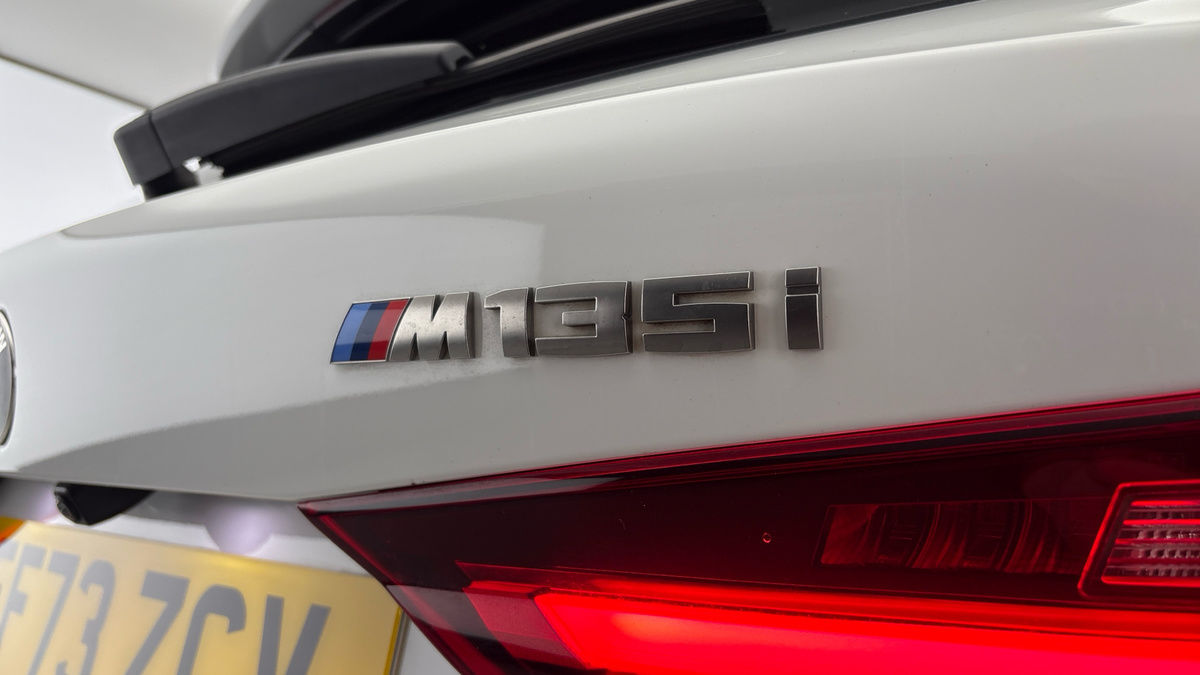 BMW 1 Series Image 9