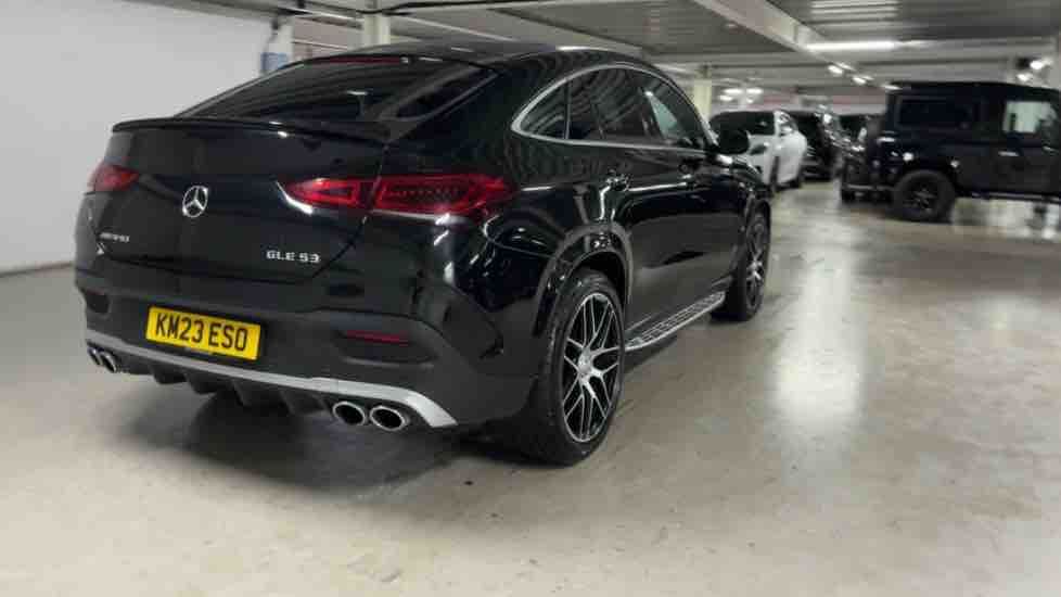 More views of Mercedes-Benz GLE