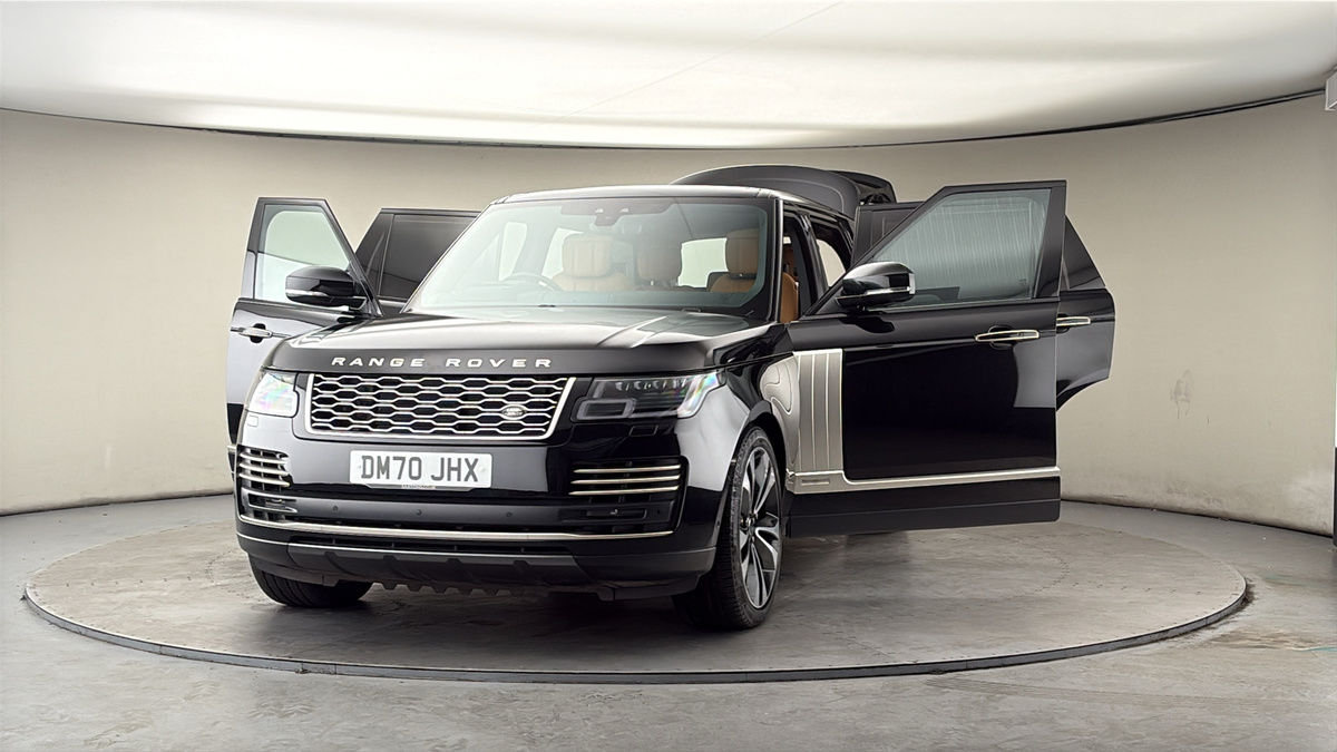 More views of Land Rover Range Rover