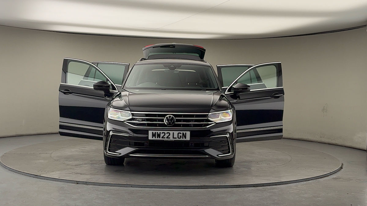 More views of Volkswagen Tiguan