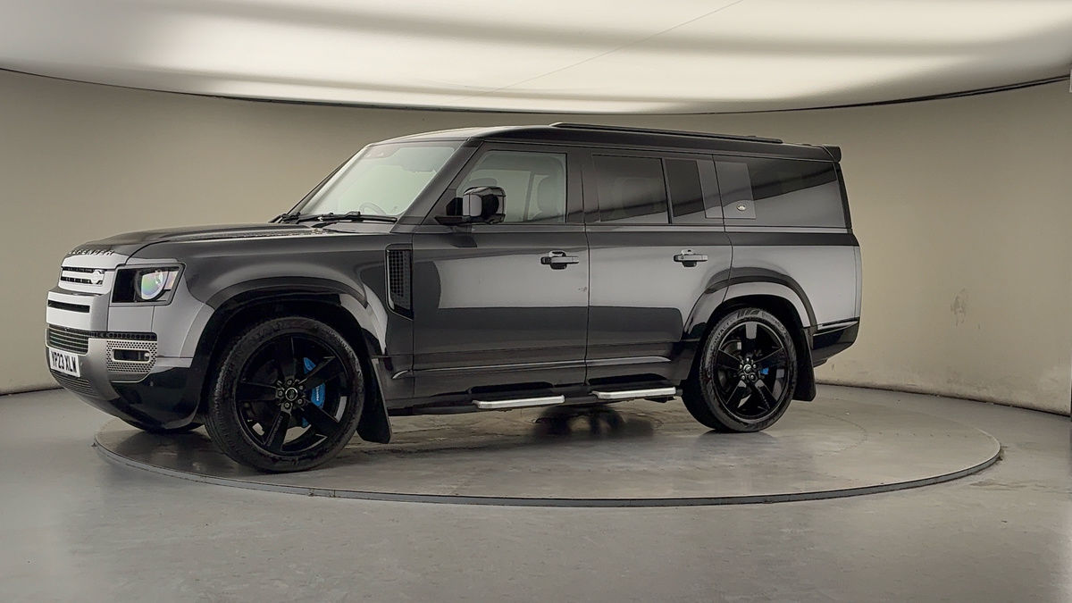 More views of Land Rover Defender 130