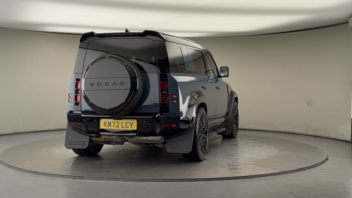 More views of Land Rover Defender 110