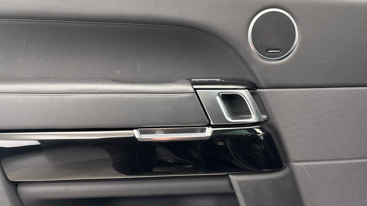 Land Rover Range Rover Sport Image 19