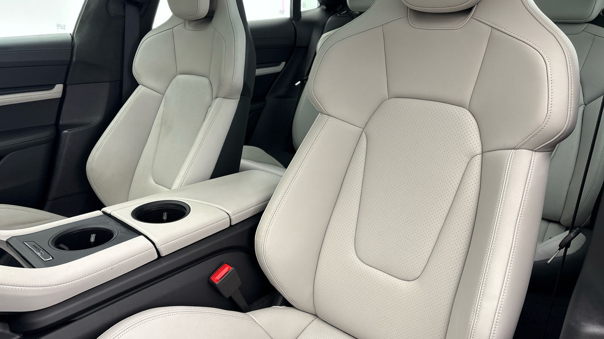 Porsche Taycan Image 7