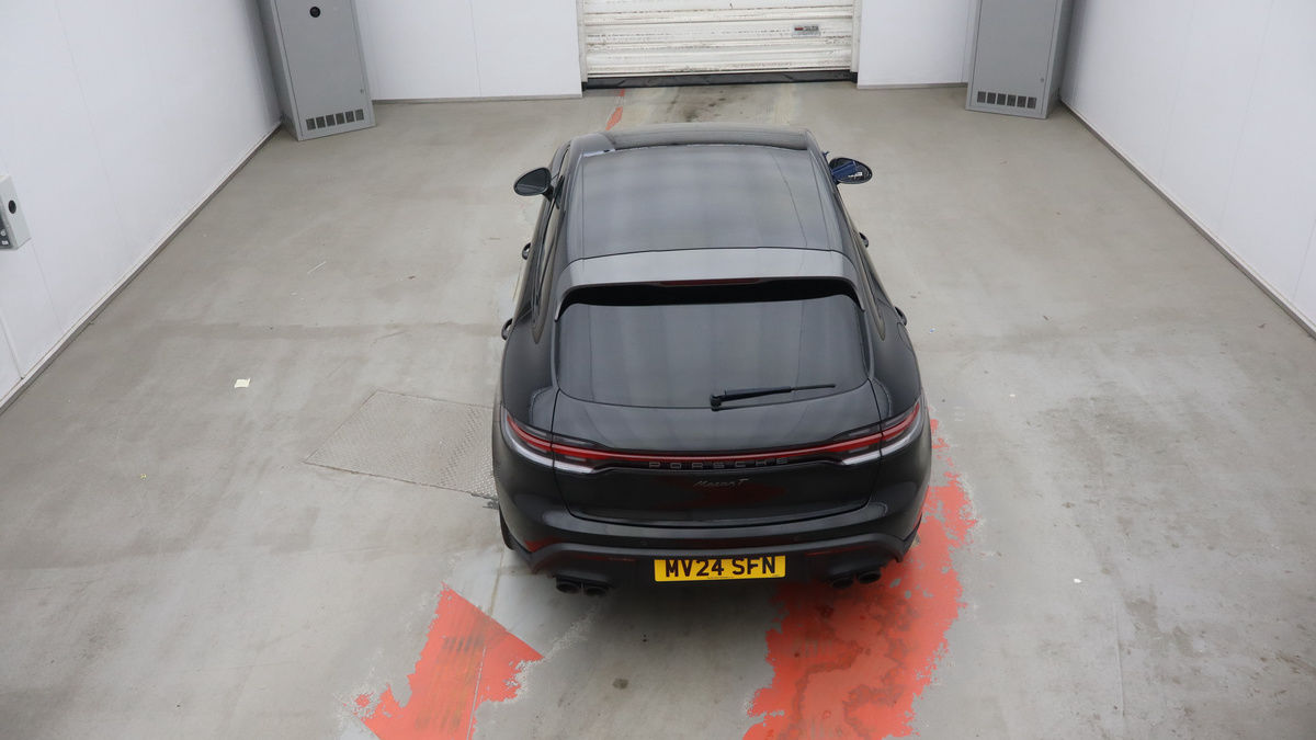 Porsche Macan Image 8