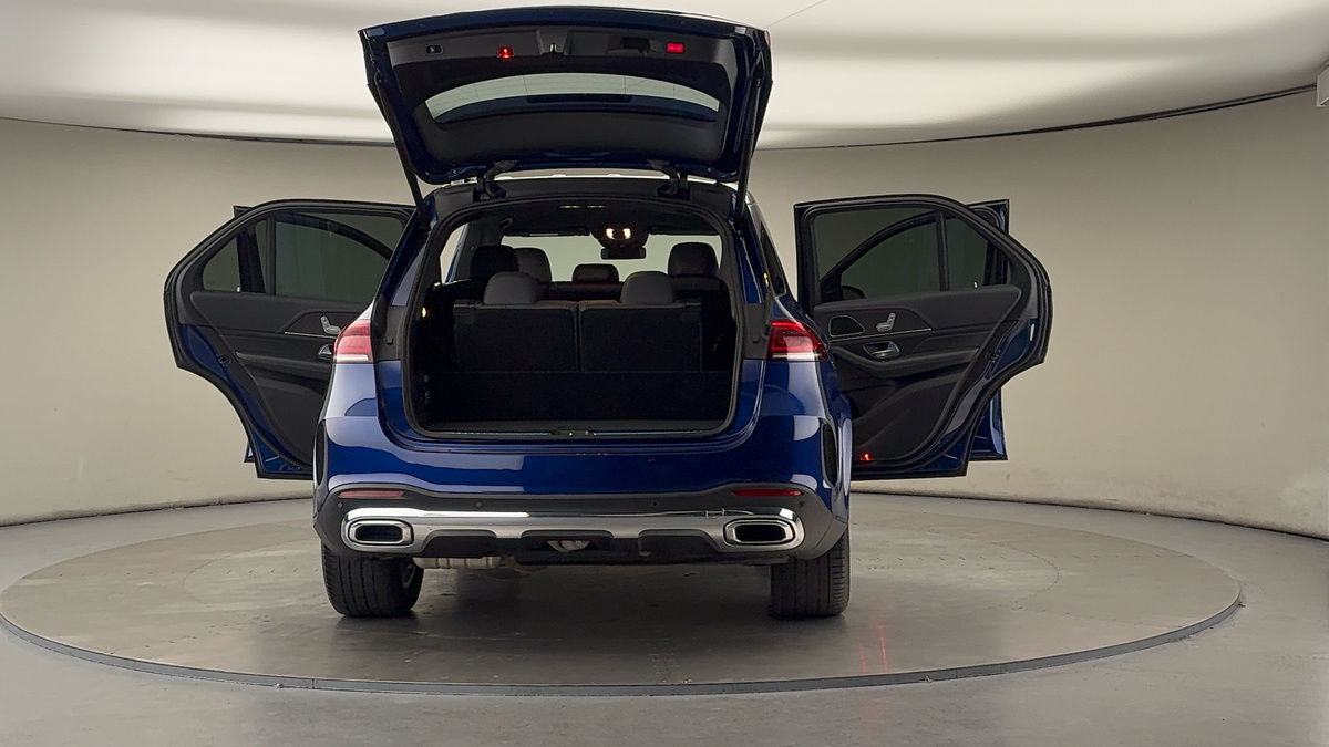 More views of Mercedes-Benz GLE