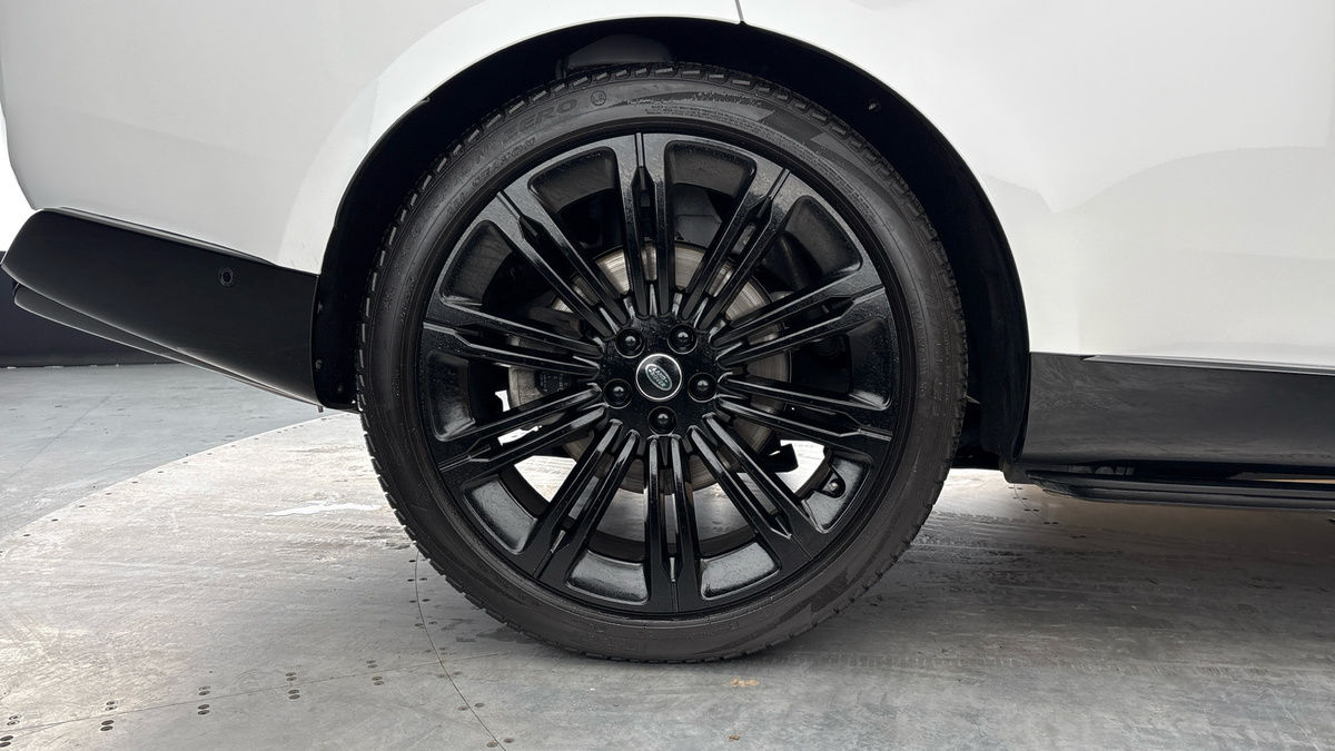 Land Rover Range Rover Image 10