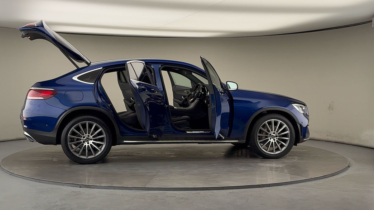 More views of Mercedes-Benz GLC