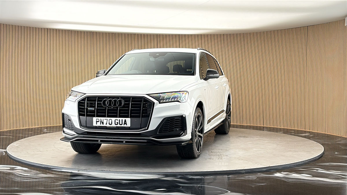 More views of Audi Q7