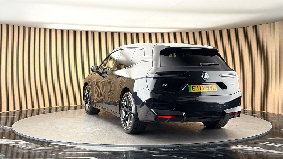 More views of BMW iX