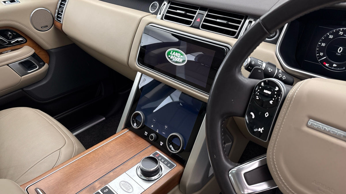 Land Rover Range Rover Image 18