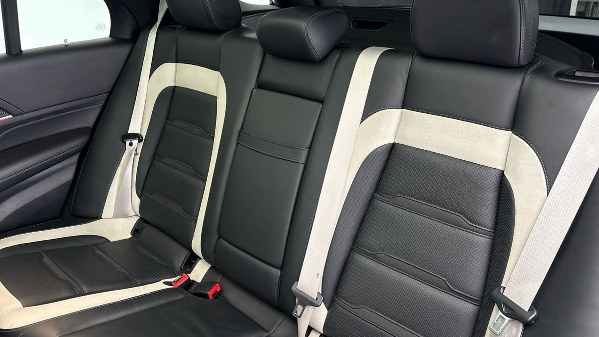 Mercedes-Benz GLE Image 8