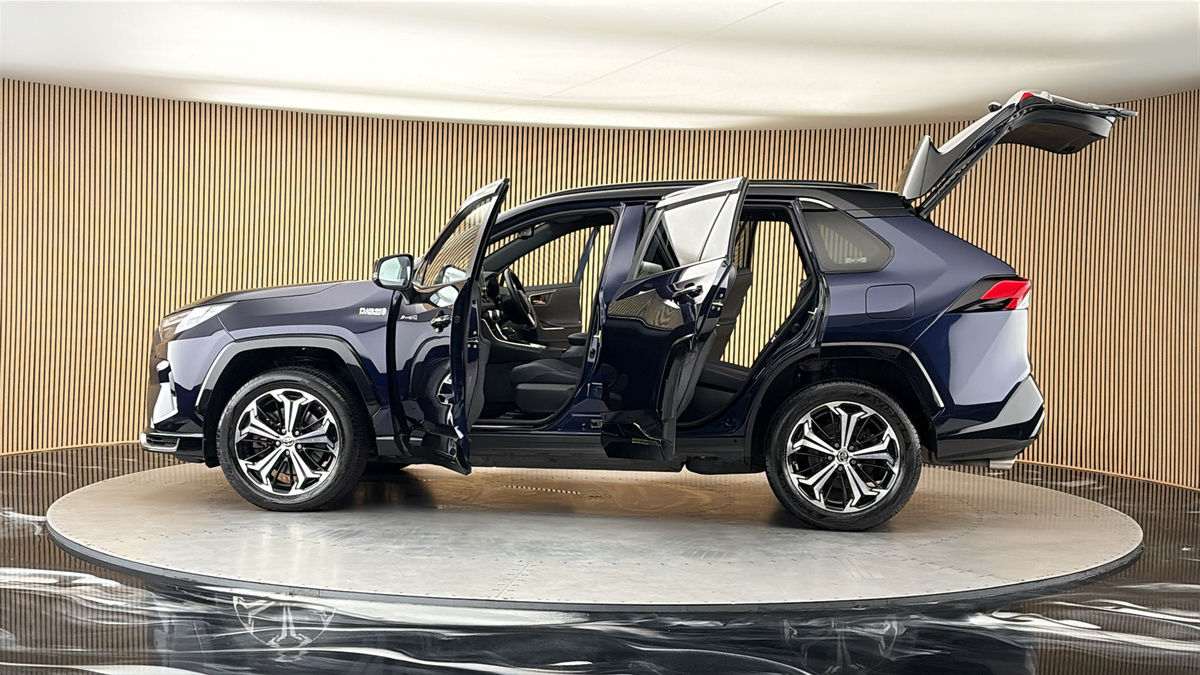 More views of Toyota RAV4