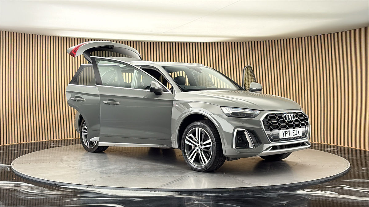 More views of Audi Q5
