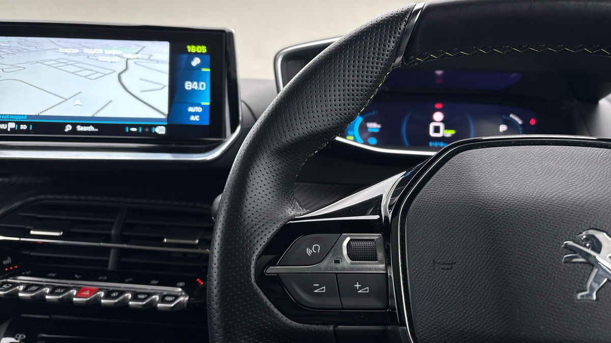 Peugeot E-2008 Image 13