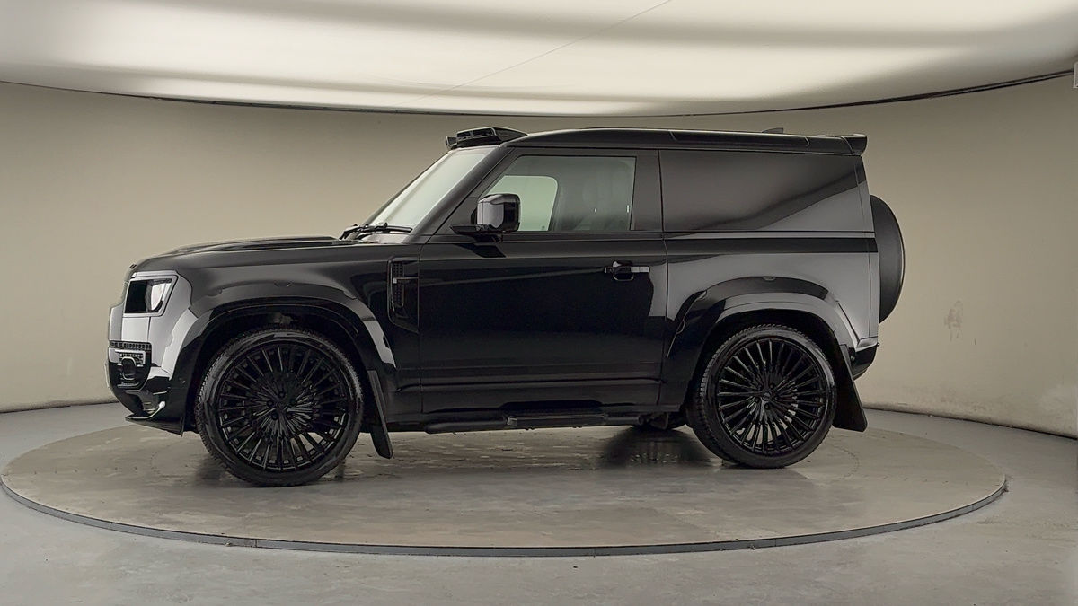 More views of Land Rover Defender 90