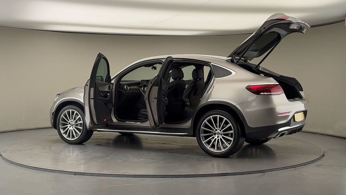 More views of Mercedes-Benz GLC