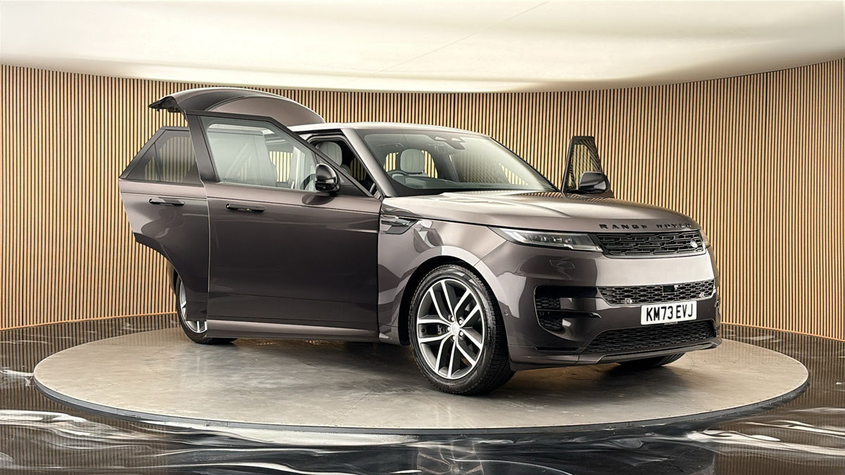 More views of Land Rover Range Rover Sport