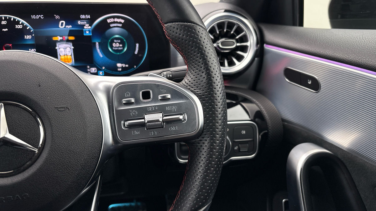 Mercedes-Benz A Class Image 14