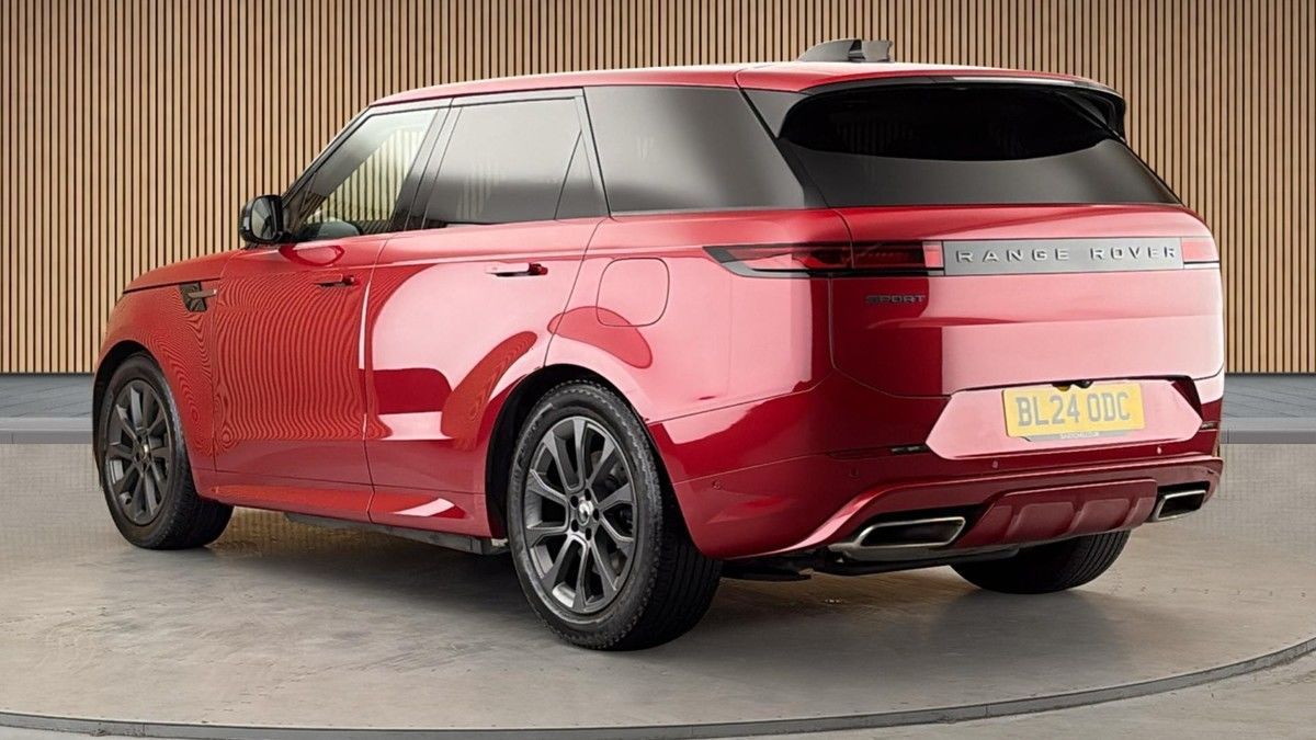Land Rover Range Rover Sport Image 2