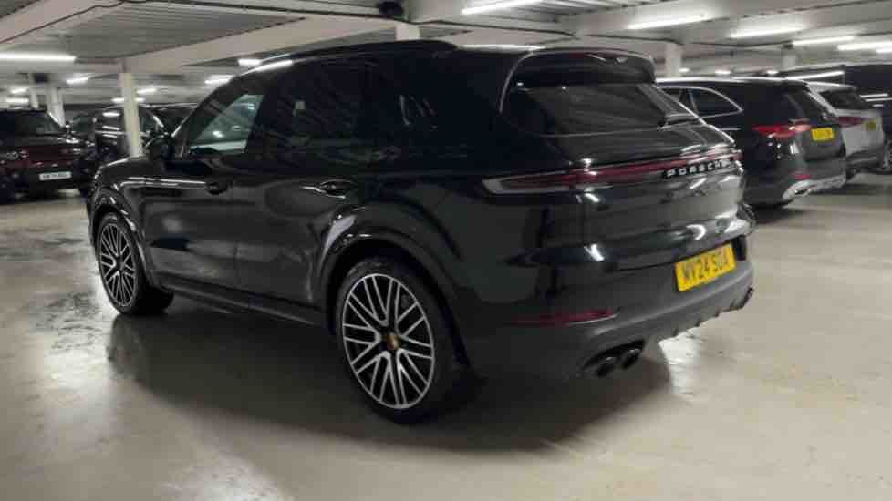 More views of Porsche Cayenne