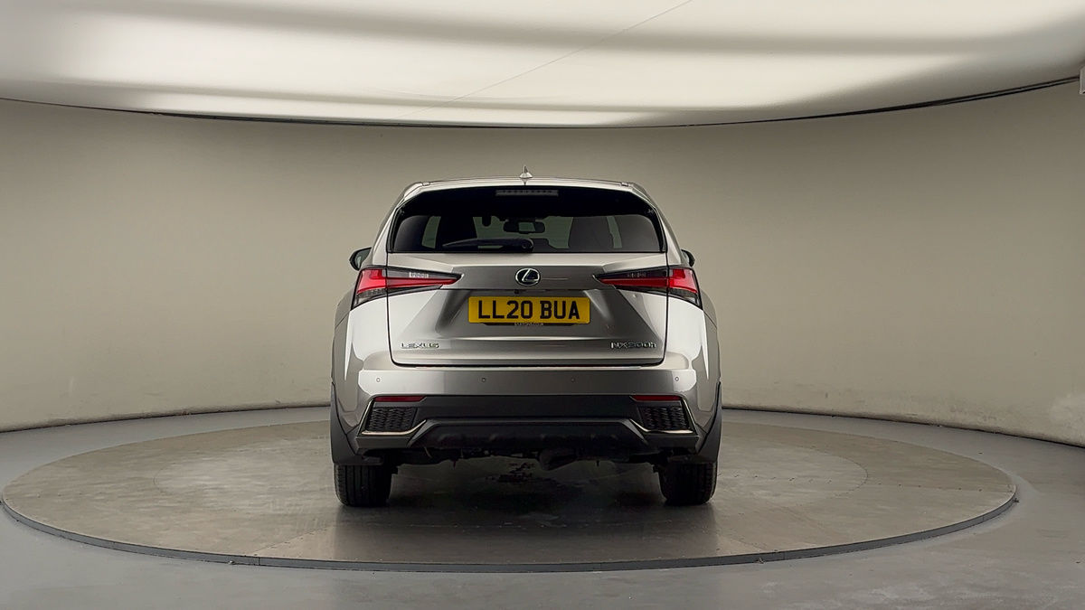 Lexus NX Image 4