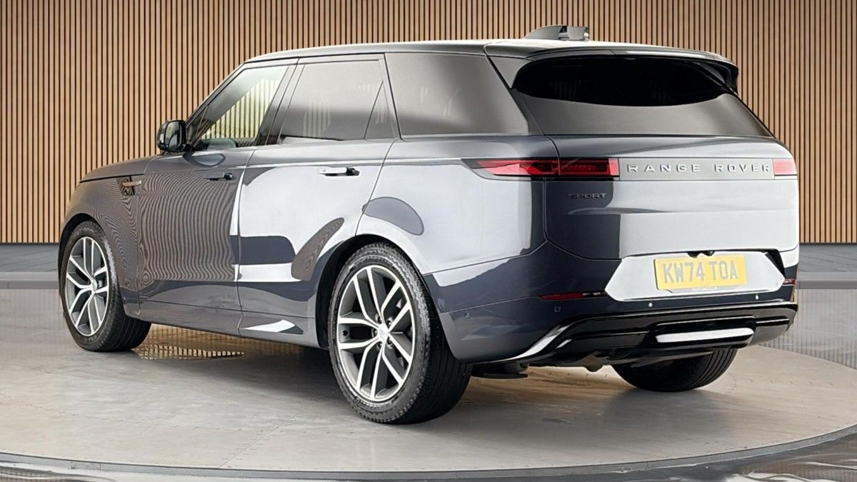 Land Rover Range Rover Sport Image 2