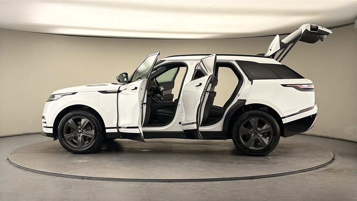 More views of Land Rover Range Rover Velar